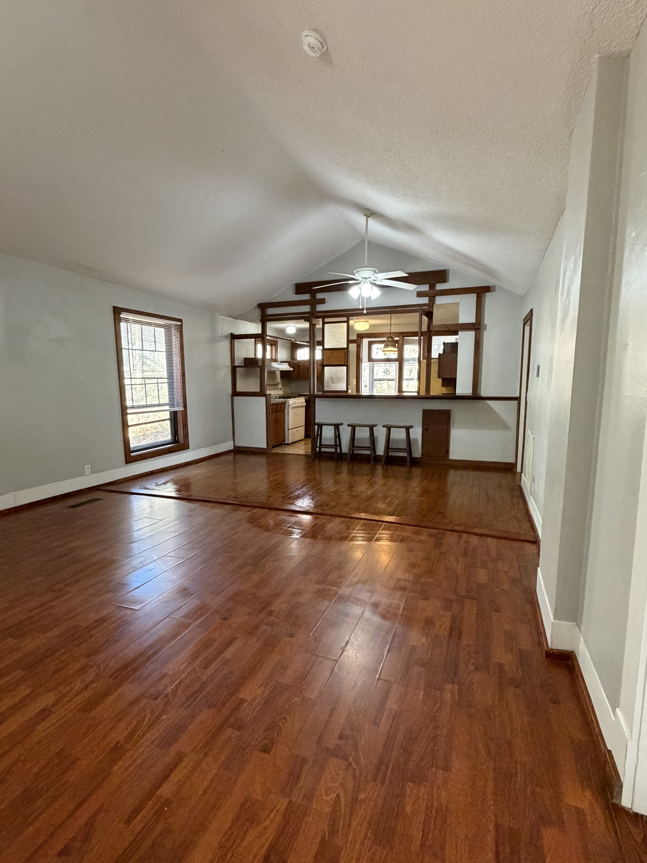 416 East Huntsville Road